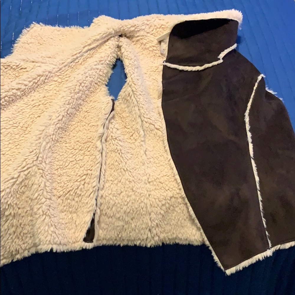 Cover jacket - Picture 2 of 3